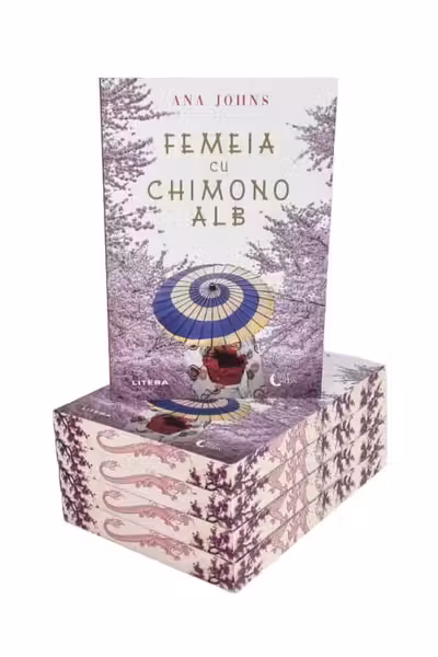 Blue Moon FEMEIA CU CHIMONO ALB