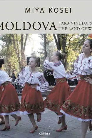 Moldova. Tara vinului si florii-soarelui