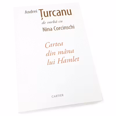 Cartea din mana lui Hamlet