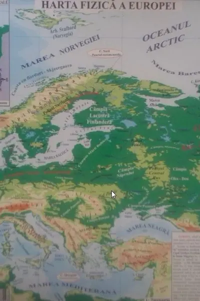 Harta fizică a Europei + Harta politică a Europei 1:20.000.000/1:22.000.000