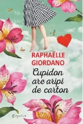 Cupidon are aripi de carton