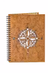 Agenda A5 personalizata din lemn cu o busola