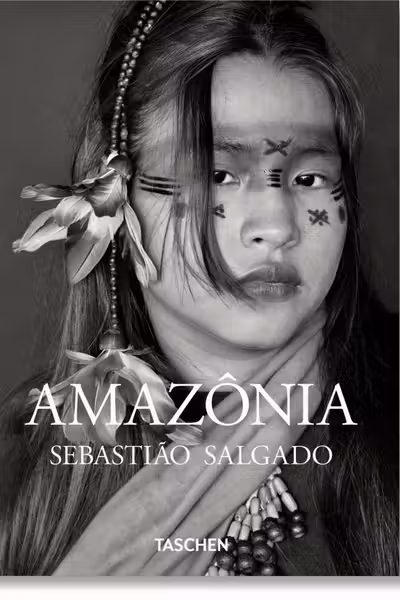 Sebastiao Salgado. Amazonia