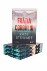 New Moon. FRATIA CORBULUI. . coperta noua
