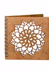Agenda 10x10 personalizata din lemn cu mandala tip floare care se deschide