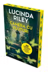 Camera cu fluturi