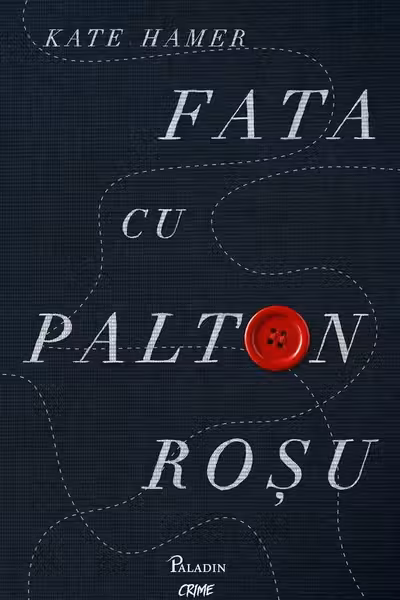 Fata cu palton rosu