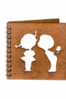 Agenda 10x10 personalizata din lemn cu o fetita si un baietel