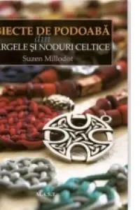 Obiecte de podoabă din mărgele și noduri celtice