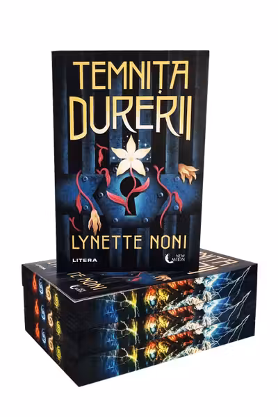 New Moon. TEMNITA DURERII. Lynette Noni